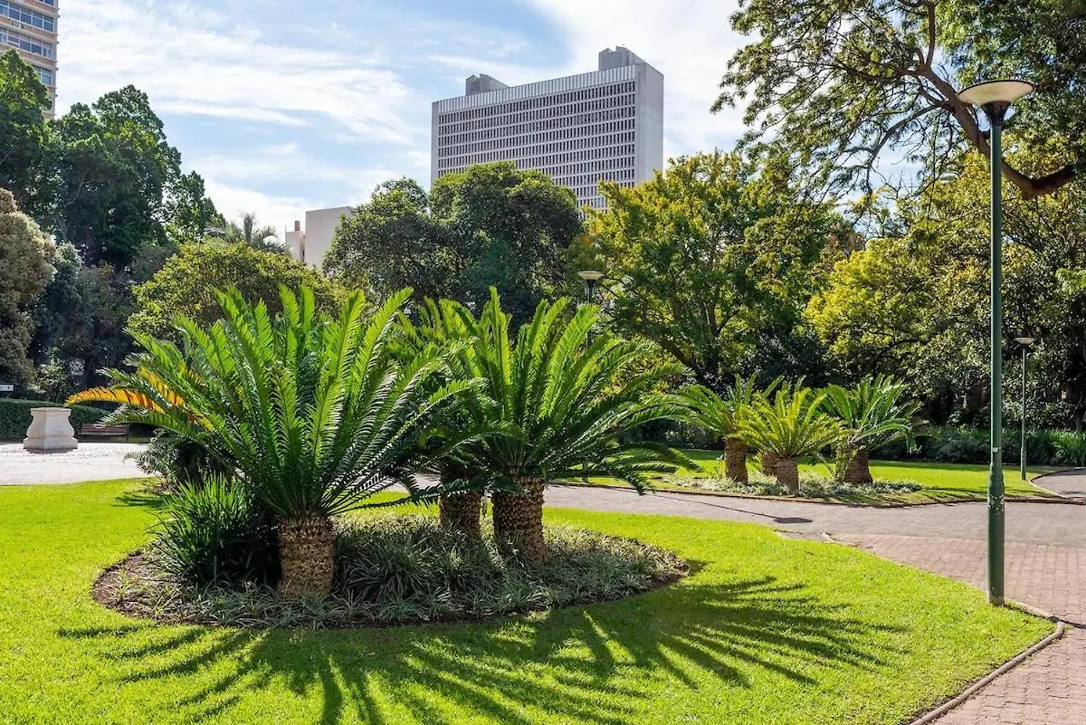 9Th Floor Modern, Elegant Stay In City Pool Cape Town
